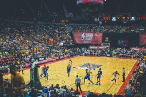 开云真人-中小学体育课外拓展项目受家长好评，拓展课家长评价